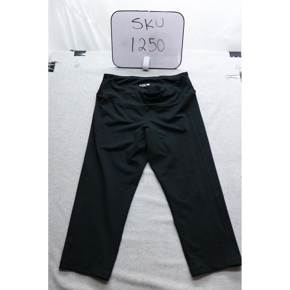 Old Navy Active Leggings Womens L Black Compression Capri Pants 810761-00 Yoga